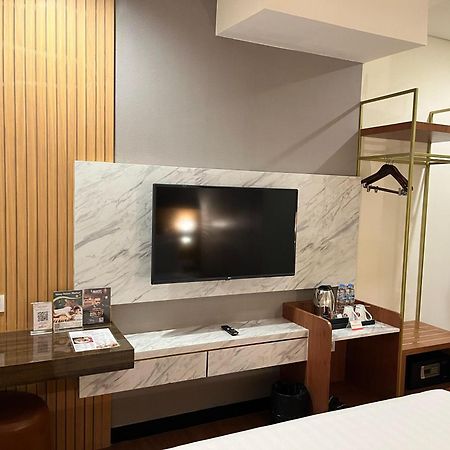 D'Primahotel Airport Jakarta Terminal 3 Wellness Center Tangerang Exterior photo