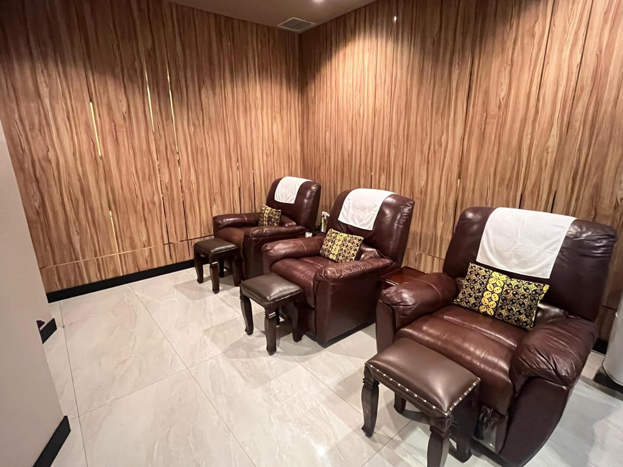 D'Primahotel Airport Jakarta Terminal 3 Wellness Center Tangerang Exterior photo